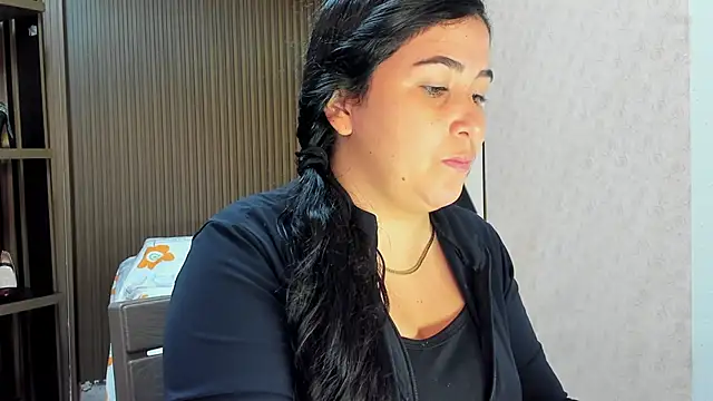 Snapshot of BBWLuxuryMuse chatting on 14, 5, 2026 BBWLuxuryMuse online show from 14, 5, 2026