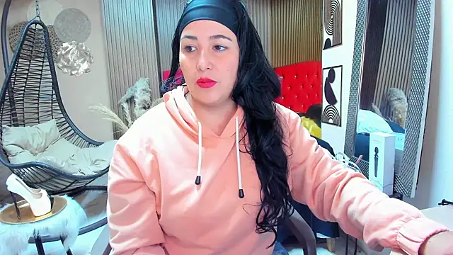 BBWLuxuryMuse online show from 25, 7, 2026