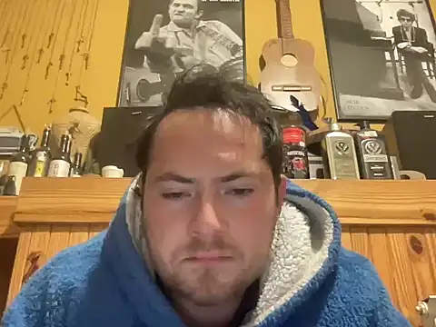 alecsgzz online show from 4, 6, 2026