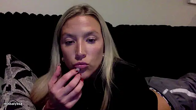 Misss alyssaaa online show from 4, 6, 2026