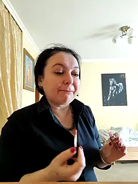 Snapshot of EmmaEmmy40 chatting on 6, 5, 2026 EmmaEmmy40 online show from 6, 5, 2026