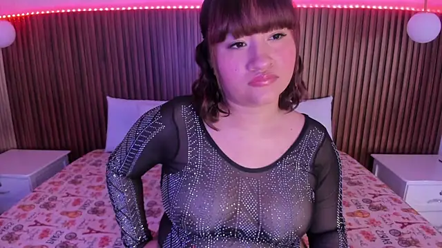 Dafne Evaans online show from 10, 6, 2026