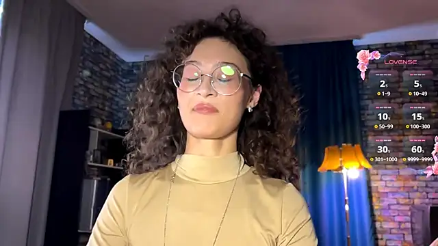 Snapshot of CurlyWinx chatting on 31, 5, 2026 CurlyWinx online show from 31, 5, 2026