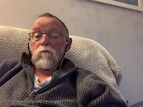 Moonraker64 online show from 7, 5, 2026