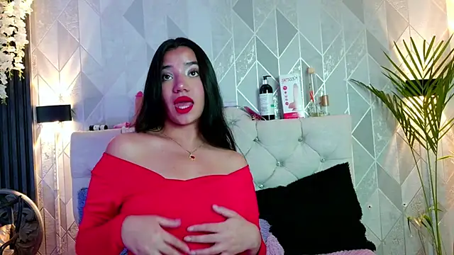 Zaira bonny online show from 6, 6, 2026