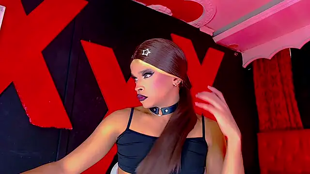 Mia Colucci25 online show from 30, 7, 2026
