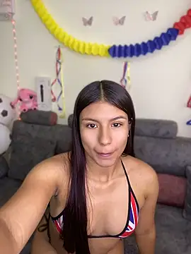 Snapshot of FernandaHils chatting on 16, 6, 2026 FernandaHils online show from 16, 6, 2026