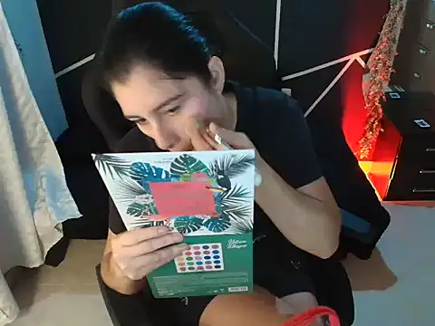 LUCYMILF SEXY online show from 10, 5, 2026