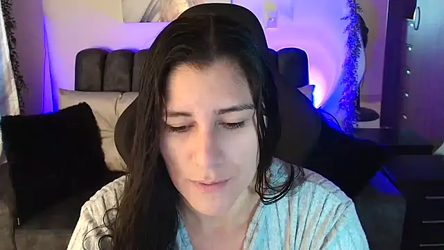 LUCYMILF SEXY online show from 26, 5, 2026