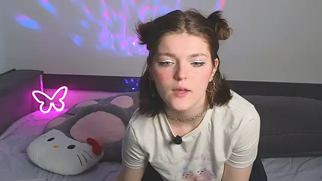 Snapshot of Annpopsy chatting on 18, 5, 2026 Annpopsy online show from 18, 5, 2026