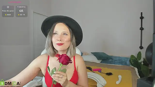 Snapshot of Nikki_Mi1k chatting on 17, 6, 2026 Nikki Mi1k online show from 17, 6, 2026