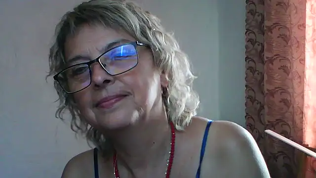 Snapshot of ElizabethGorden chatting on 19, 7, 2026 ElizabethGorden online show from 19, 7, 2026