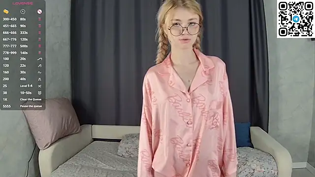 SunnySmileXO online show from 16, 5, 2026