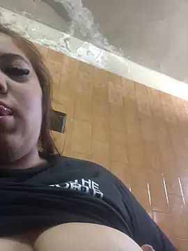 alexaparedes00 online show from 24, 5, 2026