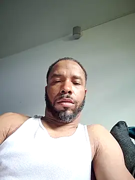 yoursexydaddy8181 online show from 30, 5, 2026