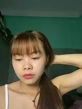 Snapshot of Cry_sexy chatting on 4, 8, 2026 Cry sexy online show from 4, 8, 2026
