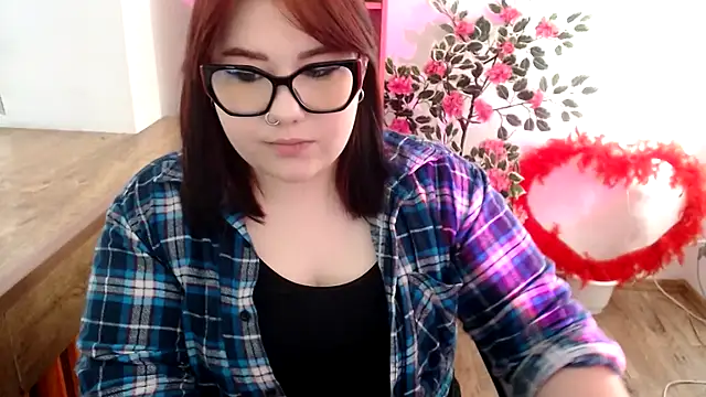 Snapshot of KarolinasHot chatting on 14, 6, 2026 KarolinasHot online show from 14, 6, 2026