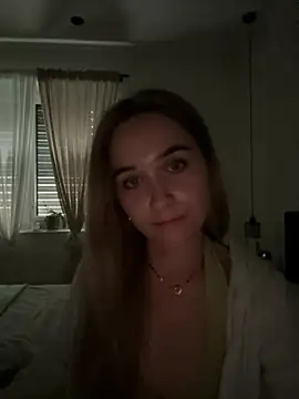 LillyStarr online show from 25, 6, 2026