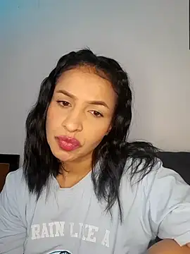 Snapshot of mell0102 chatting on 3, 6, 2026 mell0102 online show from 3, 6, 2026