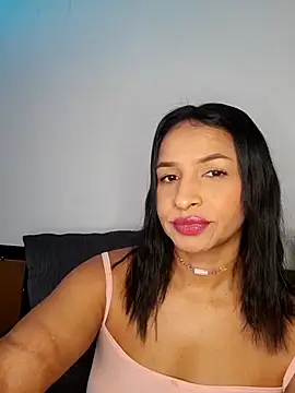 Snapshot of mell0102 chatting on 6, 6, 2026 mell0102 online show from 6, 6, 2026