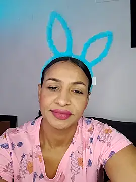 Snapshot of mell0102 chatting on 16, 6, 2026 mell0102 online show from 16, 6, 2026
