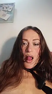 Snapshot of bellisimawet chatting on 5, 6, 2026 bellisimawet online show from 5, 6, 2026
