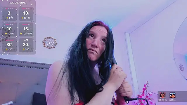 Snapshot of CloeMature chatting on 11, 6, 2026 CloeMature online show from 11, 6, 2026