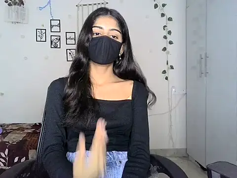 SASSY  BABY  online show from 22, 6, 2026