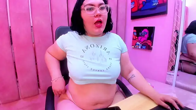 Sweet Nova  online show from 28, 5, 2026