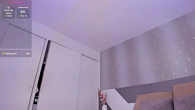 Andreaa Clark online show from 27, 5, 2026