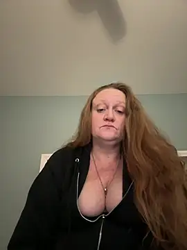 Kellilyn10 online show from 8, 6, 2026