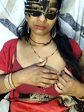 Juli 80 online show from 16, 5, 2026