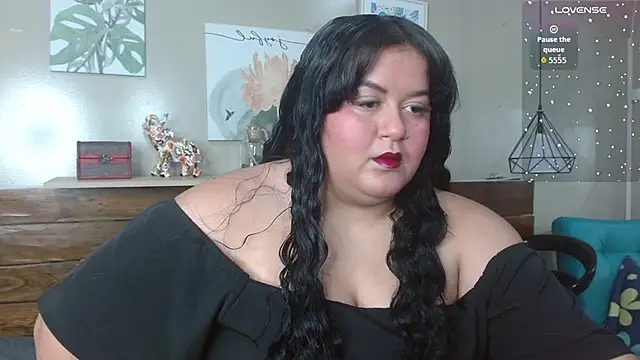 Snapshot of Princess_Xoxo chatting on 5, 6, 2026 Princess Xoxo online show from 5, 6, 2026