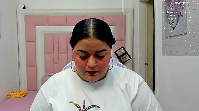 Snapshot of Princess_Xoxo chatting on 12, 6, 2026 Princess Xoxo online show from 12, 6, 2026