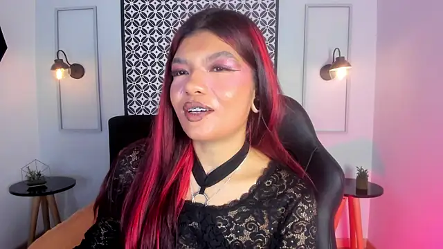 Snapshot of amelie_furtado chatting on 9, 7, 2026 amelie furtado online show from 9, 7, 2026
