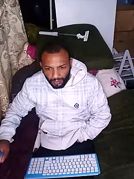 Snapshot of Camodick chatting on 12, 9, 2025 Camodick online show from 12, 9, 2025