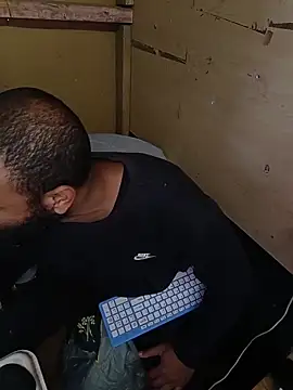 Snapshot of Camodick chatting on 17, 9, 2025 Camodick online show from 17, 9, 2025