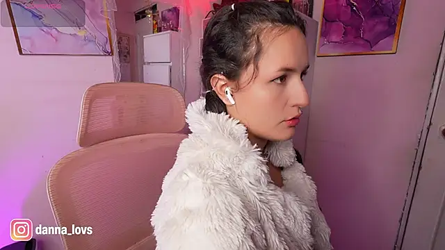 DannaaLovs online show from 23, 6, 2026