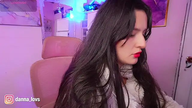 DannaaLovs online show from 29, 6, 2026