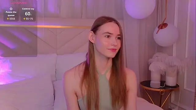 Snapshot of LillianYoung chatting on 12, 7, 2026 LillianYoung online show from 12, 7, 2026