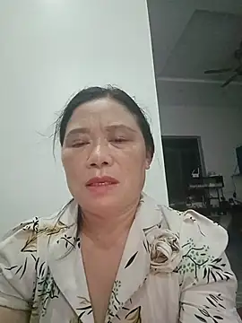 -Lytina- online show from 9, 8, 2026