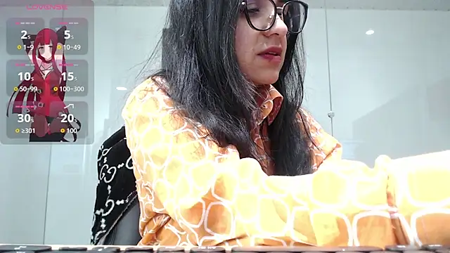 Lizeth White  online show from 29, 6, 2026