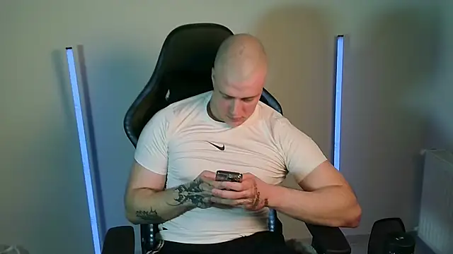 Snapshot of Bigbaald chatting on 8, 5, 2026 Bigbaald online show from 8, 5, 2026