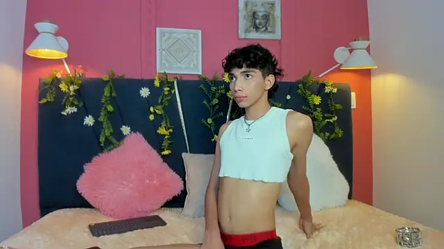 Snapshot of ero_boy40 chatting on 5, 6, 2026 ero boy40 online show from 5, 6, 2026