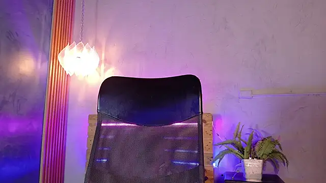 Snapshot of criss_hardcock_ chatting on 25, 5, 2026 criss hardcock online show from 25, 5, 2026