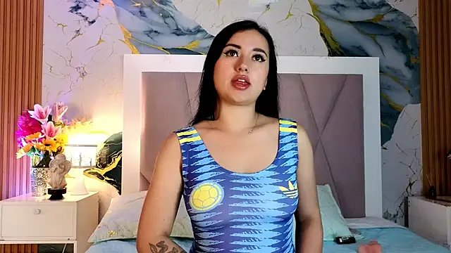 MiiaRousse  online show from 24, 6, 2026
