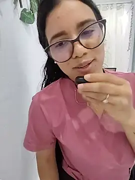 alanahot94 online show from 13, 6, 2026