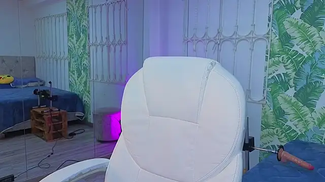 baby julieta00 online show from 19, 5, 2026