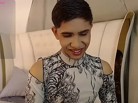 Snapshot of joshua_saenz_ chatting on 17, 7, 2026 joshua saenz online show from 17, 7, 2026