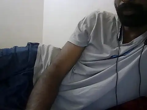 Snapshot of Ijus12 chatting on 2, 7, 2026 Ijus12 online show from 2, 7, 2026